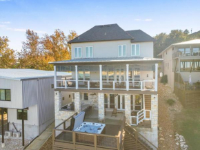 Lakeside Dreamhouse